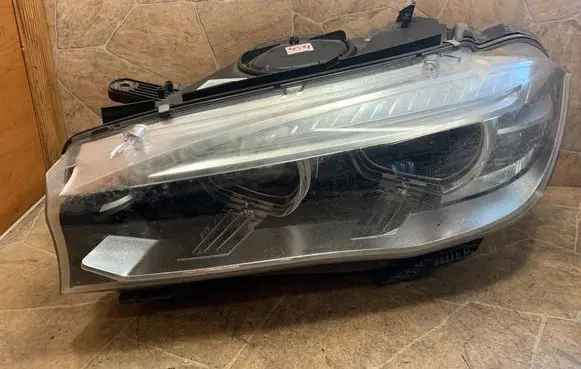 BMW X5 F15 Headlight/headlamp 7460615