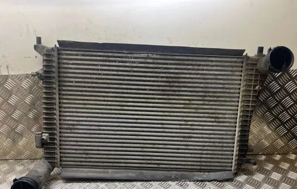 Volkswagen PASSAT B6 Intercooler radiator