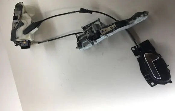 Peugeot 2008 I Front door interior handle 45077185 303966 ZP5FABI