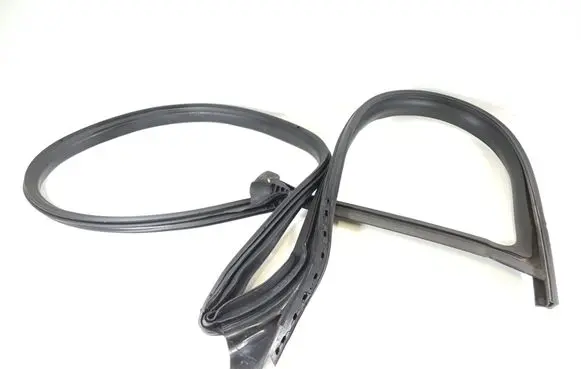 Tesla Model 3 Rear door rubber seal (on body) 1090499-00-N