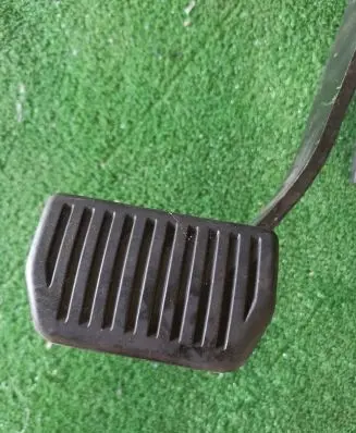 Ford Mondeo MK IV Brake pedal