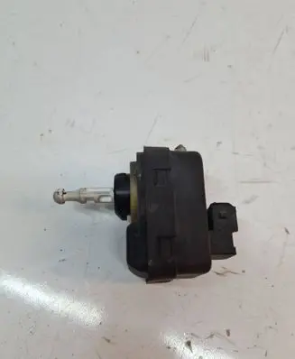 Volvo S60 Headlight level adjustment motor 