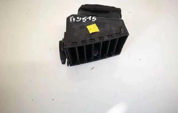 Chrysler 300 - 300C Dash center air vent grill 1087510