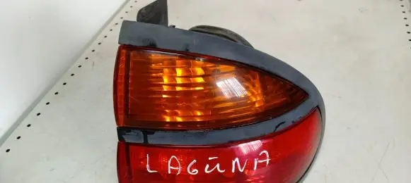 Renault Laguna I Rear/tail lights 7700420123