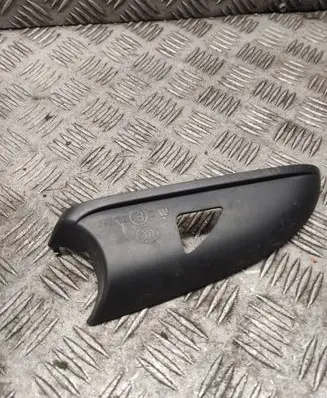 Skoda Octavia Mk2 (1Z) Plastic wing mirror trim cover R17692