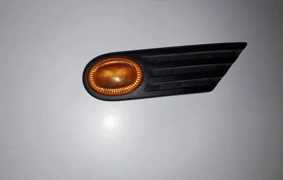 Mini Cooper Countryman R60 Front fender indicator light 2751503