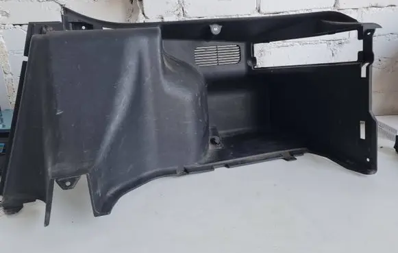 Mitsubishi Eclipse Other trunk/boot trim element MR320764 G1549