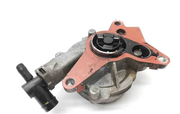 Nissan Qashqai Vacuum pump 146503760R