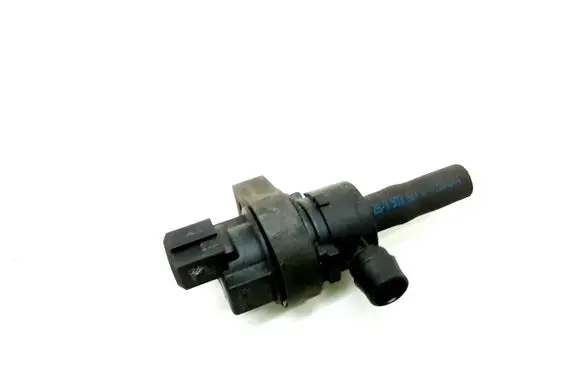 BMW X5 E53 Vacuum valve 1433602