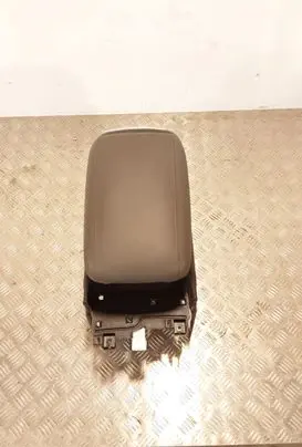 Hyundai Santa Fe Armrest