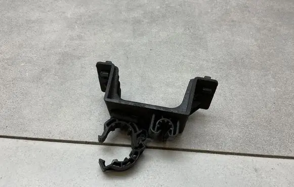 Other engine bay part