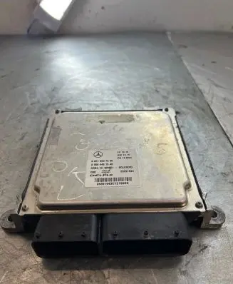 Mercedes-Benz E W212 Engine control unit/module A6519007500 28391943 A0064461540