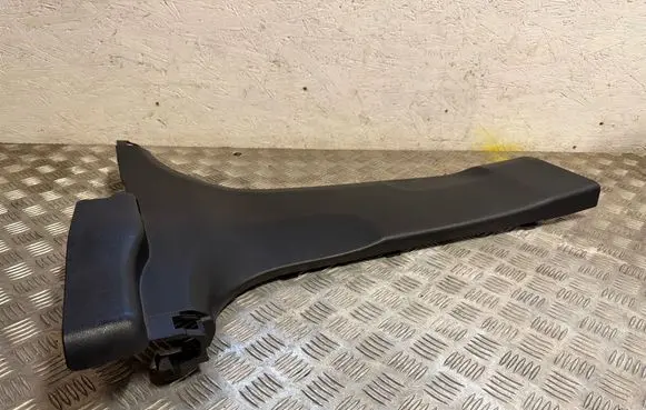 KIA Sportage (B) pillar trim (bottom) 85845F1500 202006111195