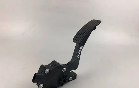 Subaru Outback Accelerator throttle pedal 36010AG140