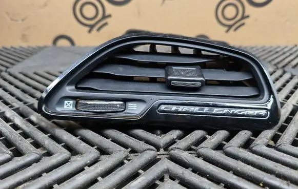 Dodge Challenger Dashboard side air vent grill/cover trim 5LE09SZ0AE