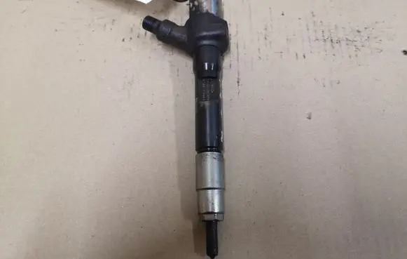 Mazda 6 Fuel injector R2AA 13H50