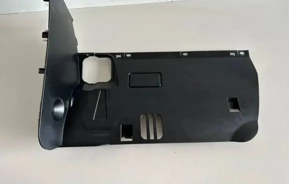 BMW 5 E60 E61 Dashboard lower bottom trim panel 7156230 14121810