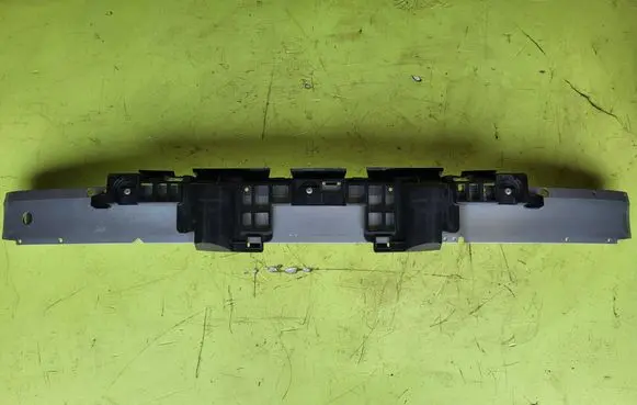 Opel Astra H Front bumper mounting bracket 13225772 495048501 24460537