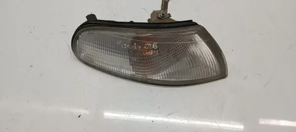 Mazda 626 Front indicator light 21061612