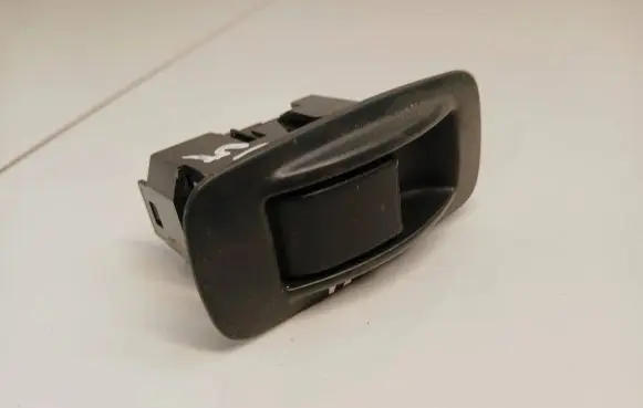 Toyota Corolla Verso AR10 Electric window control switch 848100F010 37181A182805