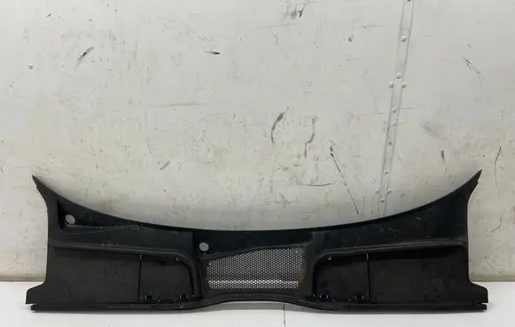 Audi A4 S4 B9 Wiper trim 8W2819403