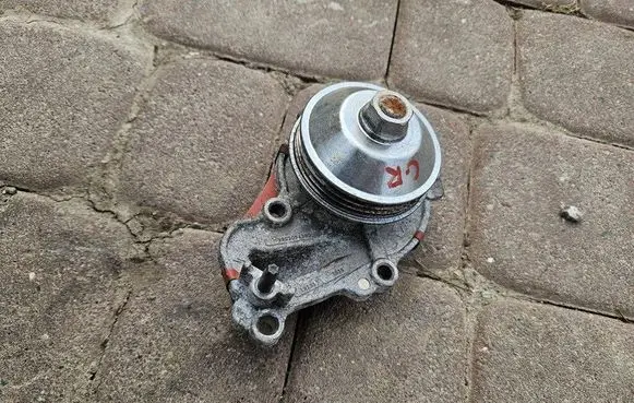 Opel Grandland X Water pump 9803094380