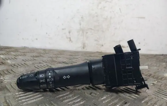 Mitsubishi Eclipse Cross Indicator stalk 17G688