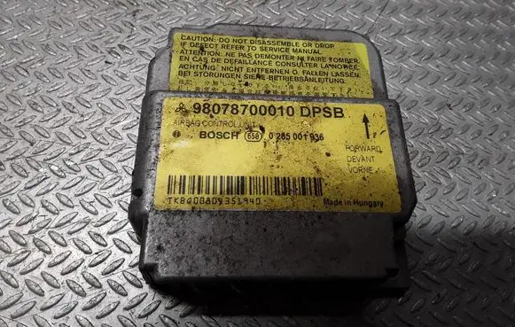 Mitsubishi Colt CZ3 Airbag control unit/module 98078700010 0285001936