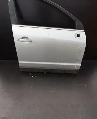Opel Antara Front door