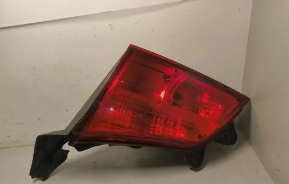 Subaru Legacy Tailgate rear/tail lights 23620073