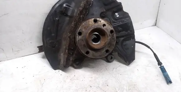 BMW X5 E53 Front wheel hub spindle knuckle