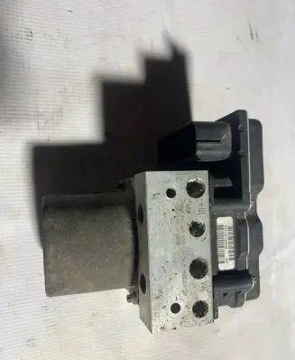BMW 5 E60 E61 ABS Pump 6775730