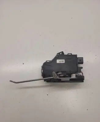 Audi A4 S4 B6 8E 8H Front door lock 8E1837016C