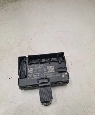 Audi A4 S4 B9 Door control unit/module 8W0959592A 8W0959592 A2C7466600900