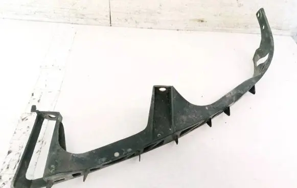 Mazda 6 Headlight/headlamp mounting bracket