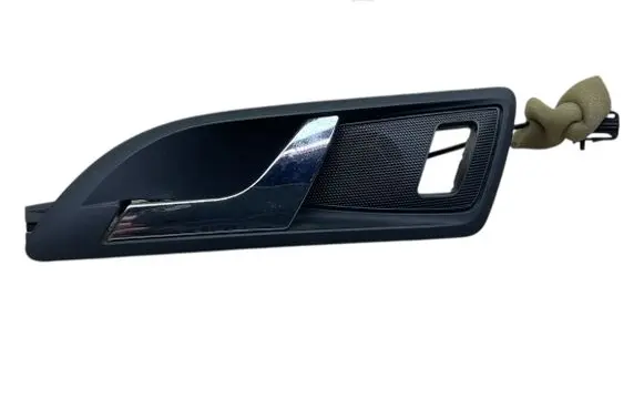 Skoda Octavia Mk2 (1Z) Front door interior handle 1Z0839247