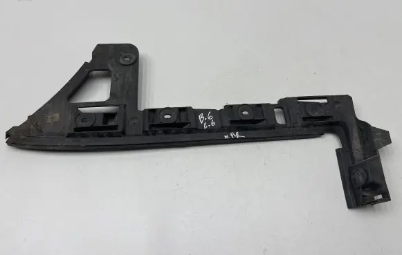 Volkswagen PASSAT B6 Front bumper mounting bracket 3C9807393