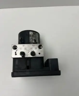 Audi A3 S3 8L ABS Pump 1C0907379E 00006065D5 10096003133