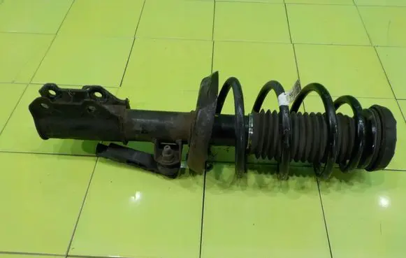 Chevrolet Orlando Front shock absorber/damper 13302200 MCPHERSON