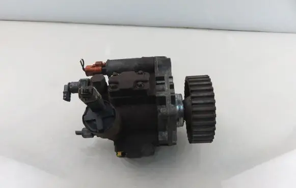 Fuel injection high pressure pump