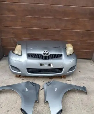 Toyota Yaris Front bodywork piece 