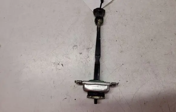 Hyundai Santa Fe Front door check strap stopper