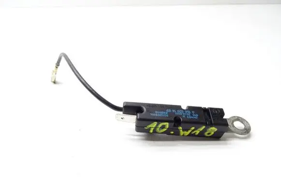 Mercedes-Benz B W246 W242 Antenna control unit A1668201489