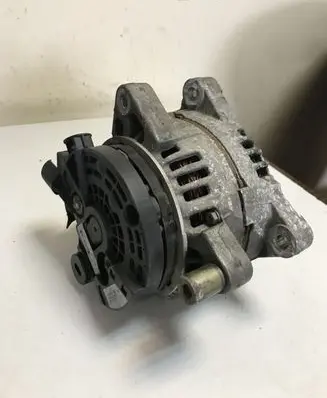 Citroen C4 I Generator/alternator 9656956280