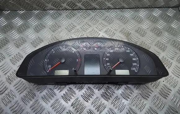 Volkswagen Transporter - Caravelle T5 Speedometer (instrument cluster) 7H5920871R