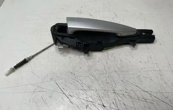 BMW 3 E92 E93 Front door coupe exterior handle/bracket 7119603