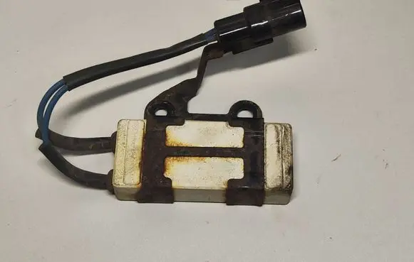 Toyota Avensis T250 Coolant fan relay 2468103560 11EJAPAN13
