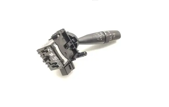 Suzuki SX4 S-Cross Wiper control stalk
