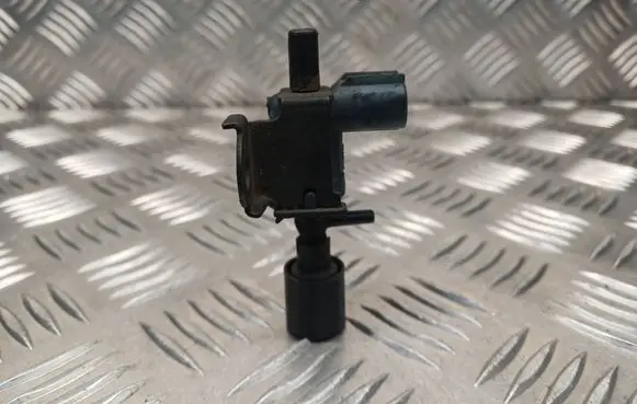 Toyota Avensis T220 Turbo solenoid valve 9091012219