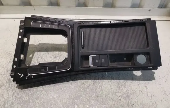 Volkswagen Golf VII Center console 5G1863245